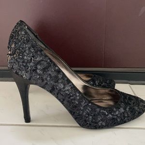 Black sequins heels